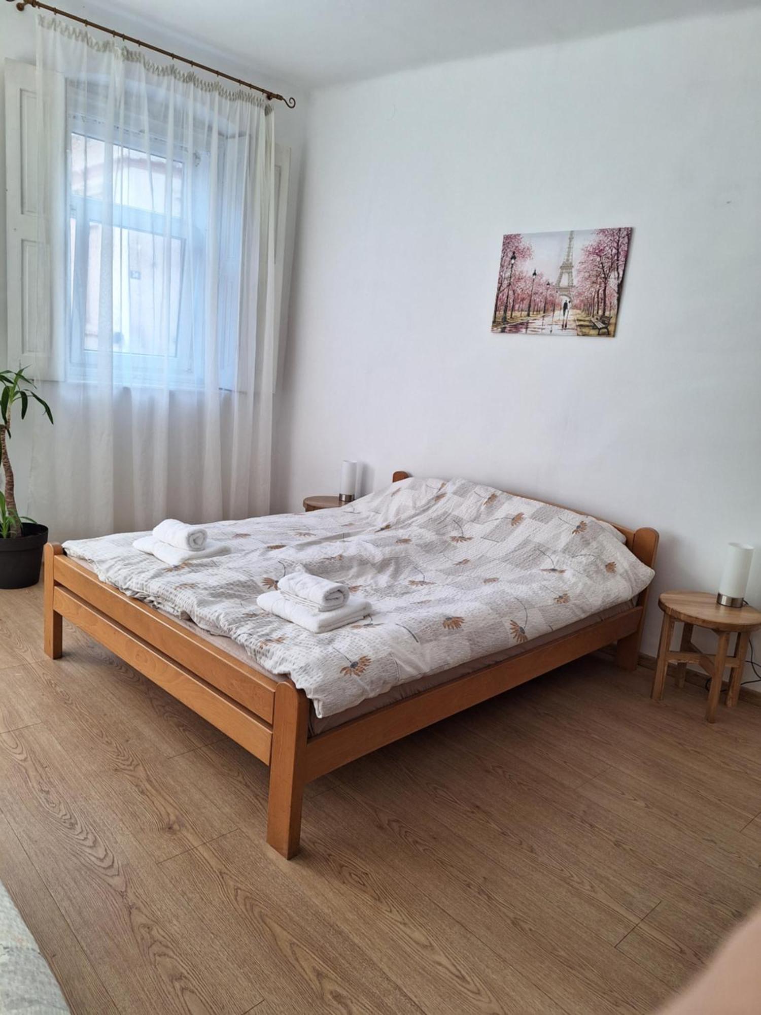 Dora Daire Karlofça Dış mekan fotoğraf
